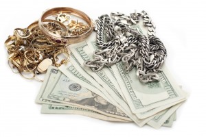Bring in Your Old, Unused Jewelry to get Ready for Valentine’s Day